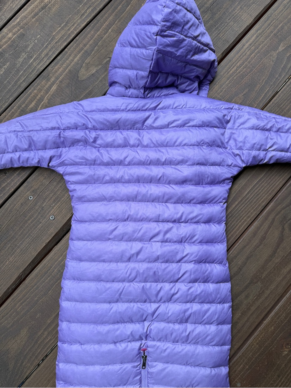 Patagonia - Infant Down Sweater Bunting - Picture 4 of 6